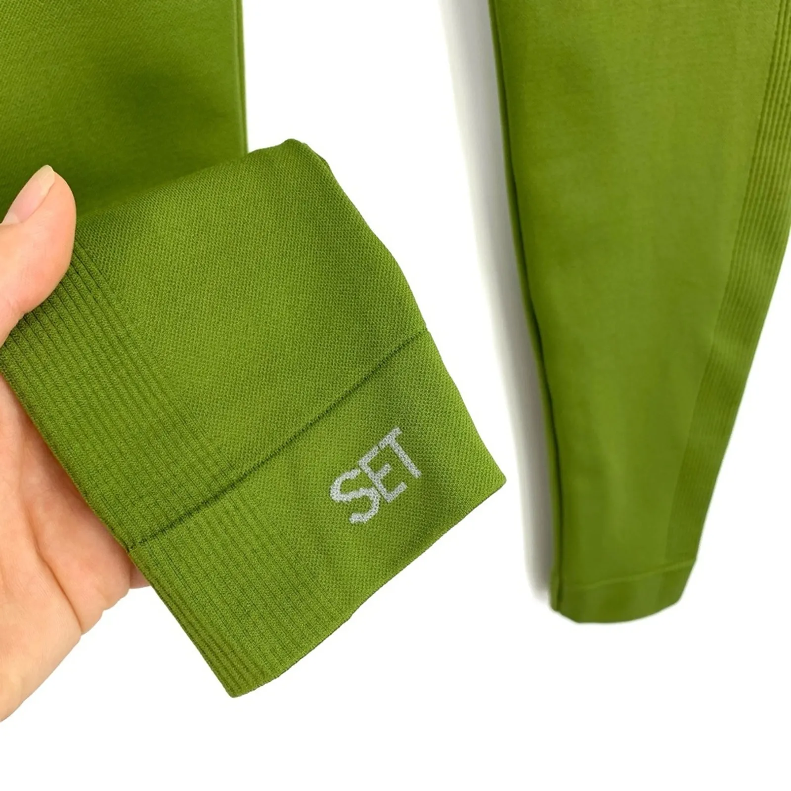 SET ACTIVE Sculptflex Seamless Leggings, Ribbed V Bra Green Juice S/M - Image 6