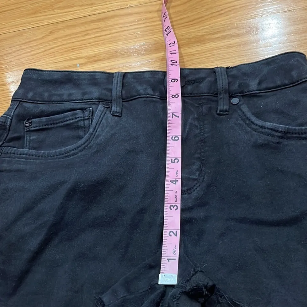 Seven 7 high rise black shorts size 4. - Image 5