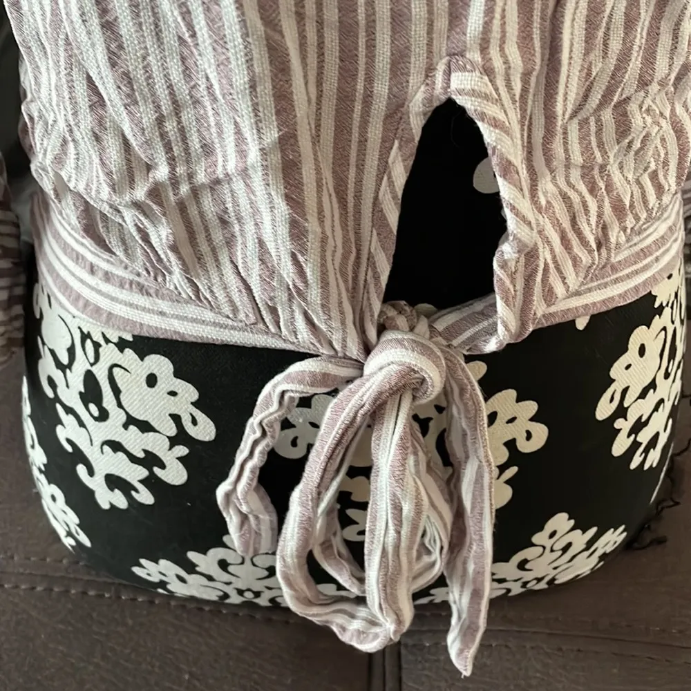 CHARLOTTE RUSSE Pink/Punk and White Striped Crop 3/4 Sleeve Top Size Medium - Image 7