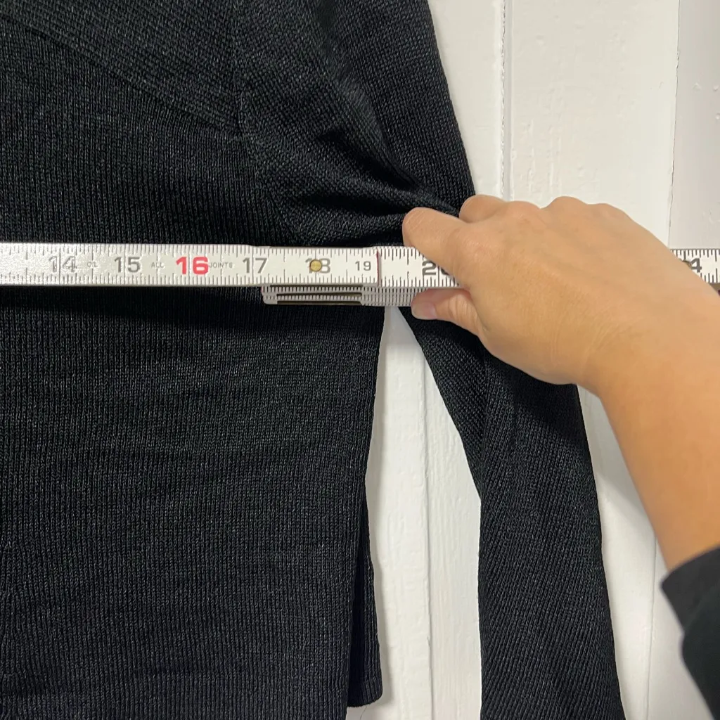 Eileen Fisher Cropped open front Viscose Knit Black cardigan w/ Back seaming S - Image 6