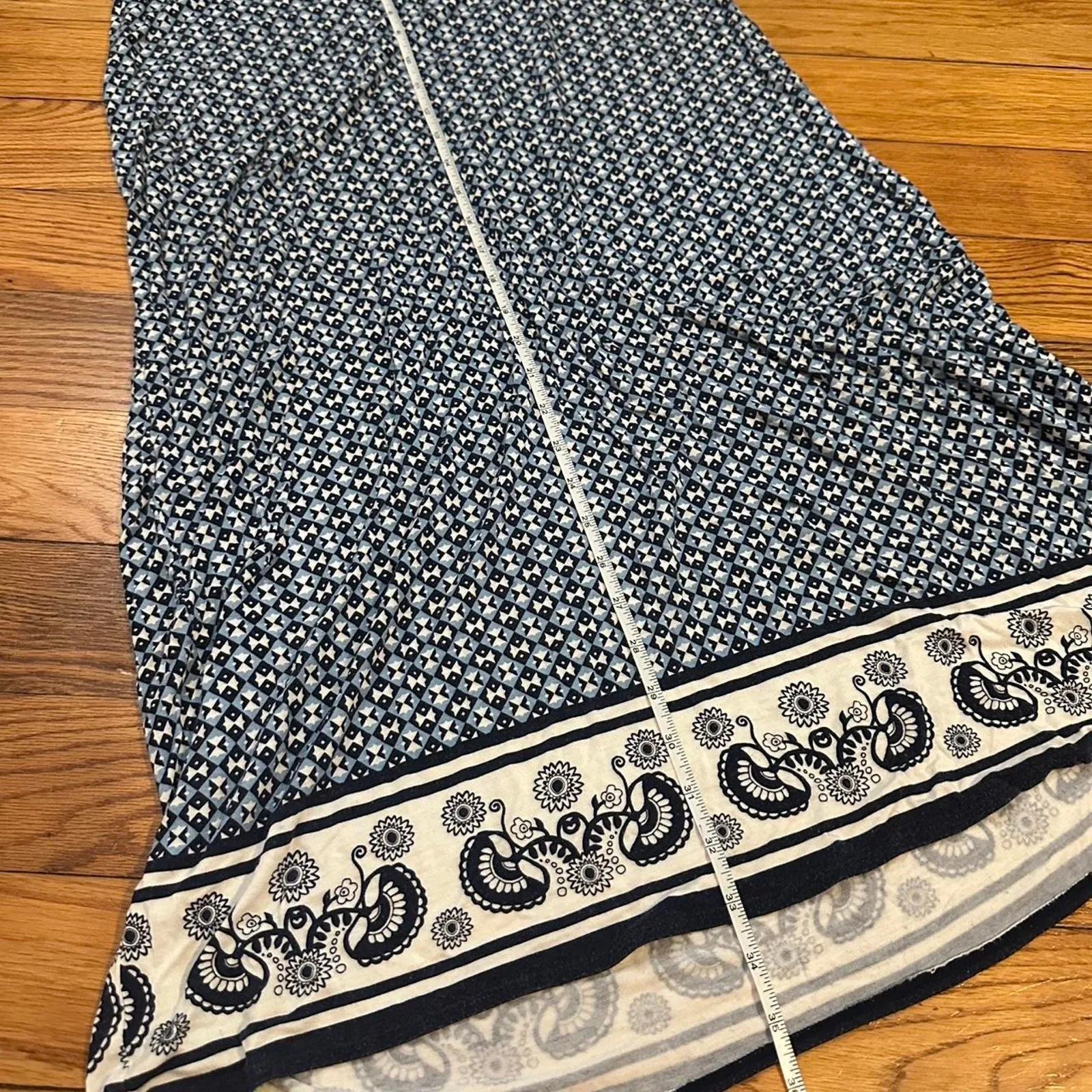 Blue and white maxi skirt - Image 5