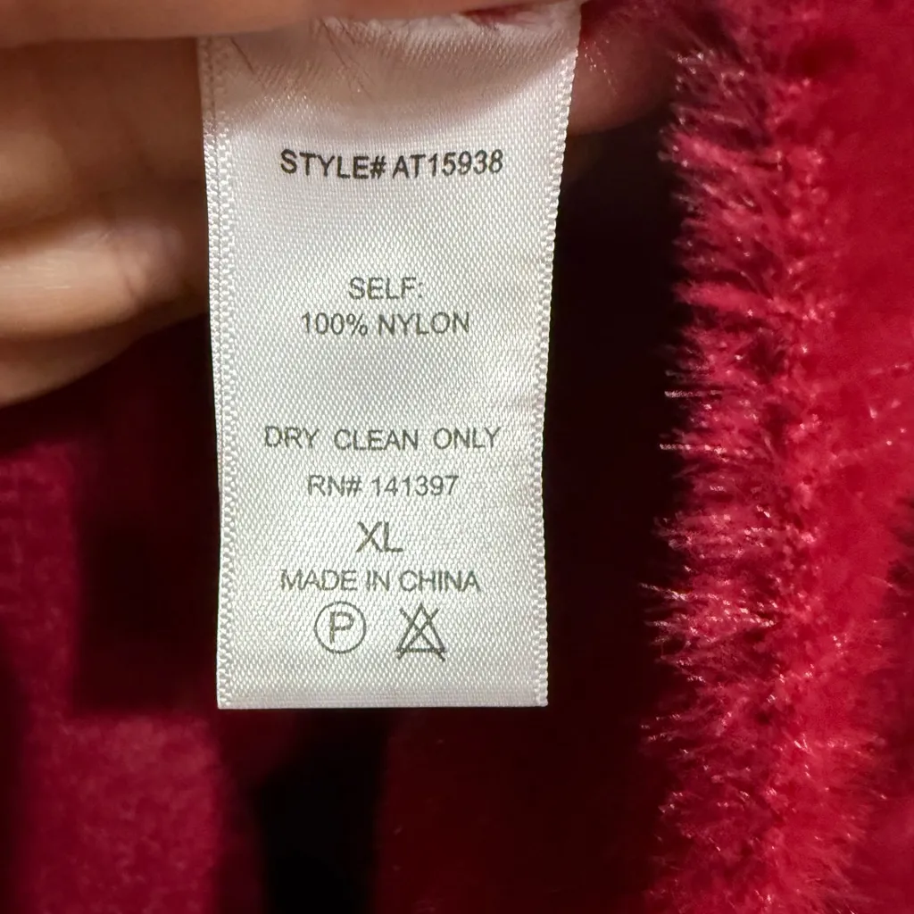 ASTR Wine Red Fuzzy Crop Sweater Women's Sz XL Minimalist Soft Girl Era - Image 10