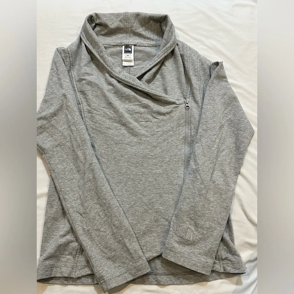The North Face Gray Women's Zip Up Sweater - Image 5