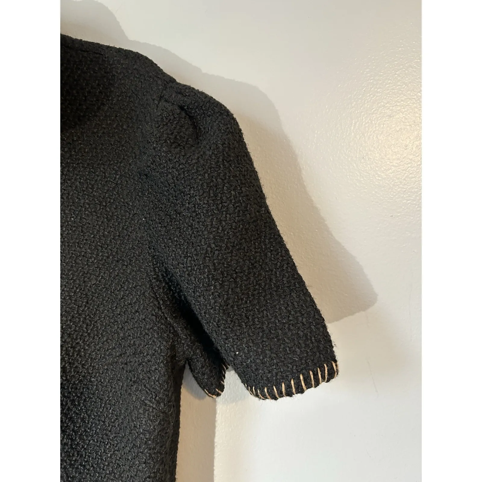 Tweed Sheath Dress Black With Gold‎ Braid Chain Trim Lined Made In India L/14 - Image 3