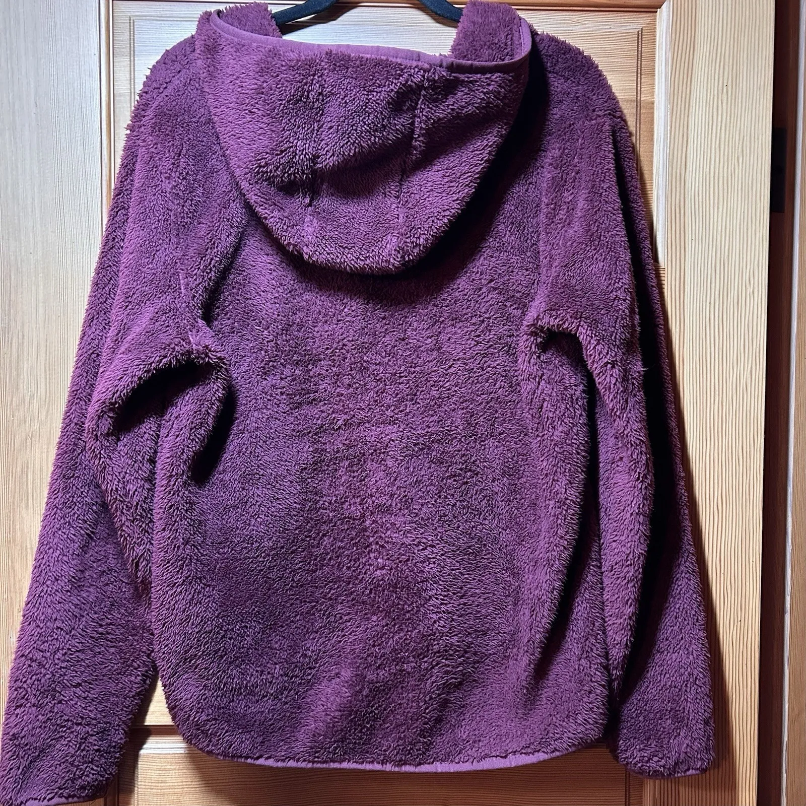 Ariat Womens Maroon Berber Sherpa Hoodie Sweatshirt Jacket Size Medium Cozy Warm - Image 5