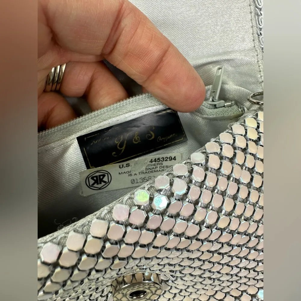 * Vintage castlecore Y&S brand iridescent metal mesh purse - Image 4