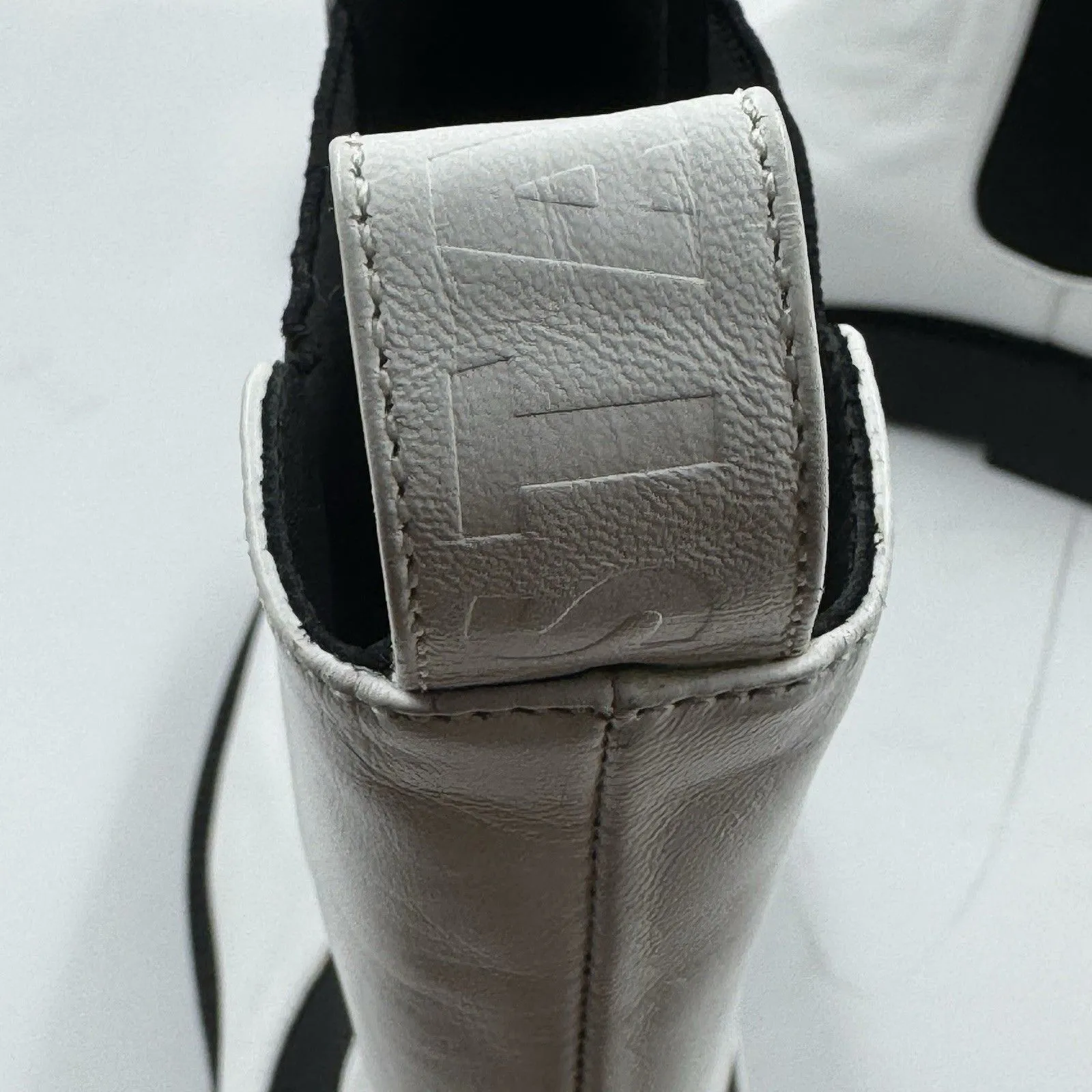 STAUD Palamino White Leather Black Gore Ankle Chelsea Boots Sz 35 - Image 5