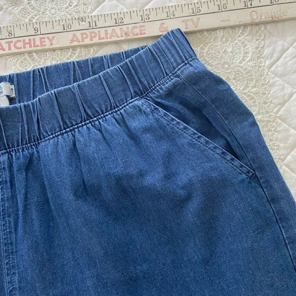 Croft & Barrow Wide Leg Pull On Chambray Cropped Pants Size Small Coastal Beach - Image 9