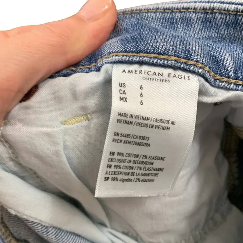 American Eagle Super Stretch Curvy Hi-Rise Shortie Distressed Cutoff Jean Shorts - Image 4