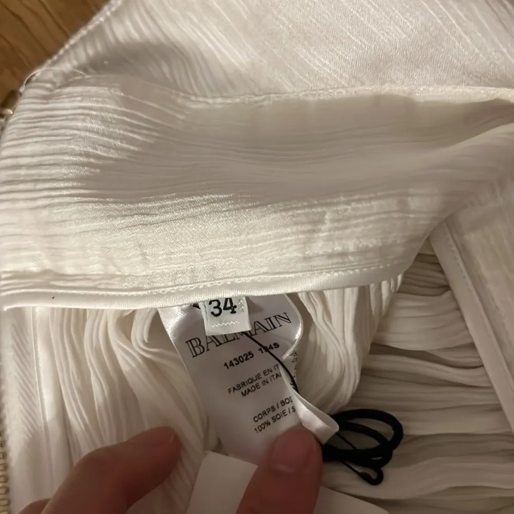 NWT Balmain silk halter backless white maxi dress - Image 10