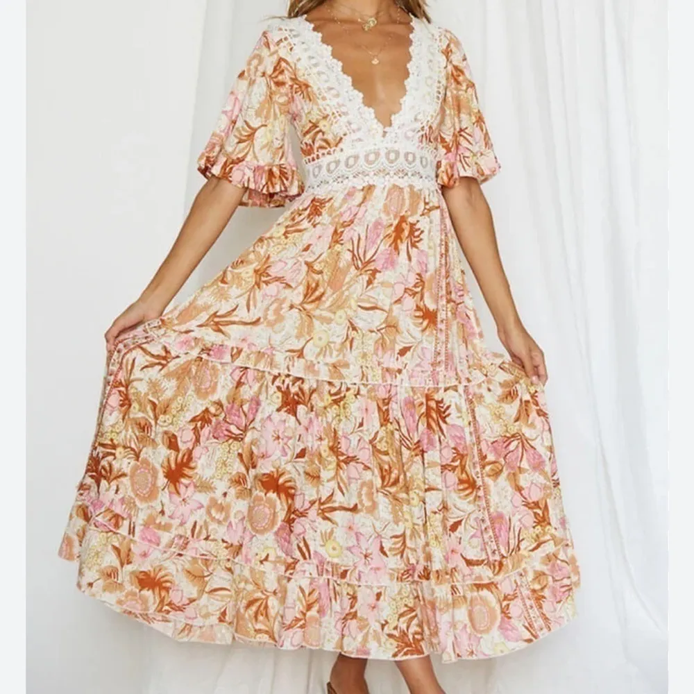 Vici Desert Moon Lace Crochet Floral Midi Dress in Small - Image 4