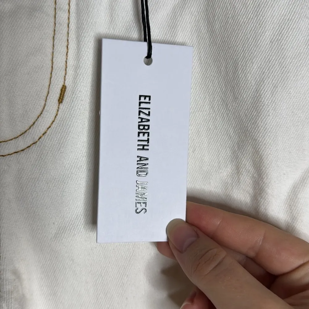 Elizabeth and James Women’s New High-Rise Vintage Straight Off White Jeans sz 29 - Image 12