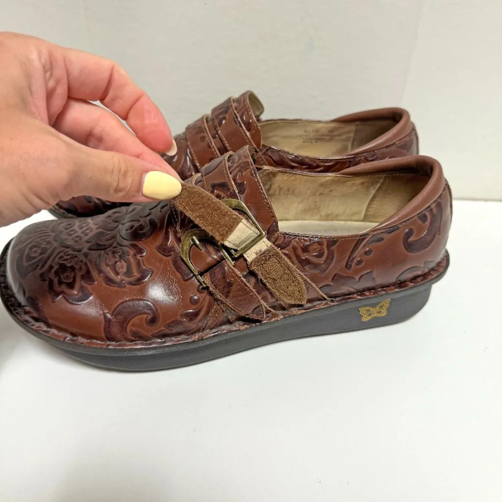 Alegria Alli Embossed Paisley - Image 5