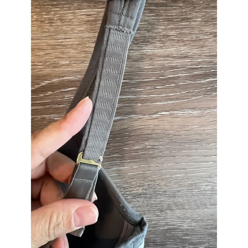 Natori Sports Bra White size 32D Adjustable Straps Under wire - Image 3