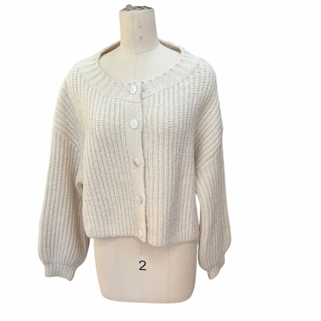 VRG Grl Elsie Knit Cream Button - Image 3