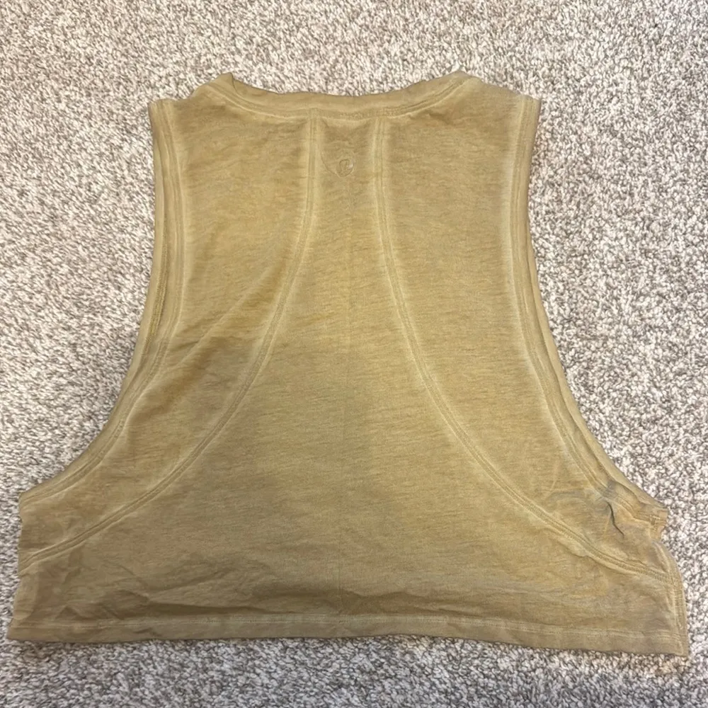 Lululemon Athletica Tan Sleeveless Crop Top - Image 2