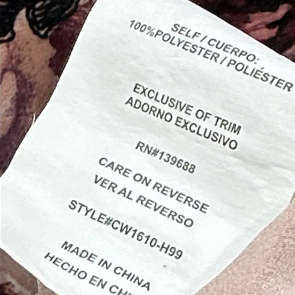 Coco and Jaimeson Floral Embroidered Peasant Bell Sleeve Tassel Blouse Top Small - Image 15