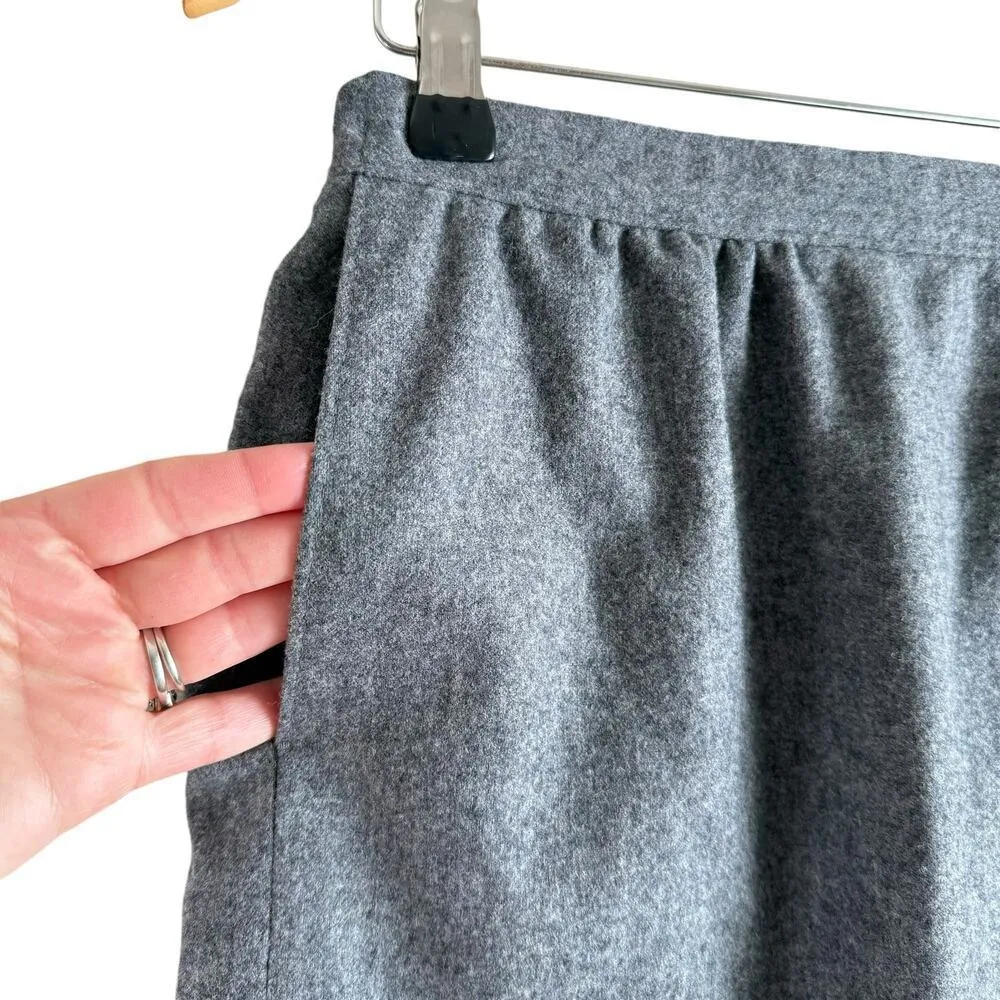Vintage Pendleton 100% Wool High Waisted Pencil Skirt in Gray, Size 6 - Image 6