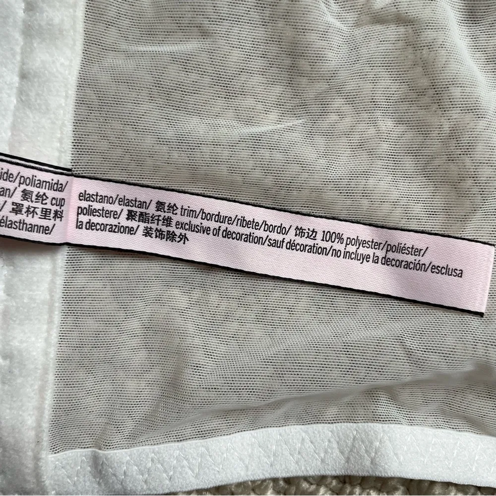 Victoria’s Secret Structured Lace Bralette XS - Image 6