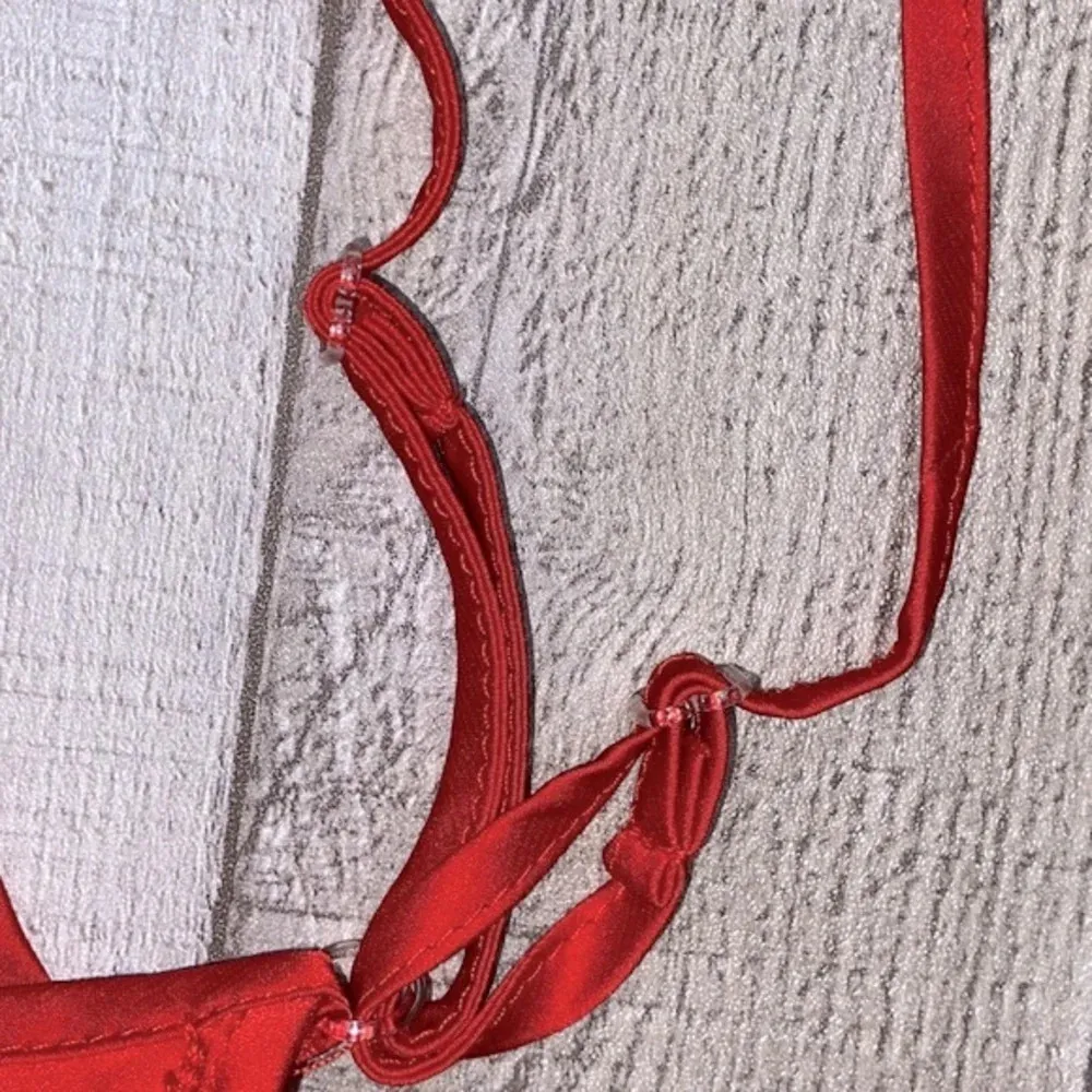 Ekouaer red lingerie sleep set size large - Image 9