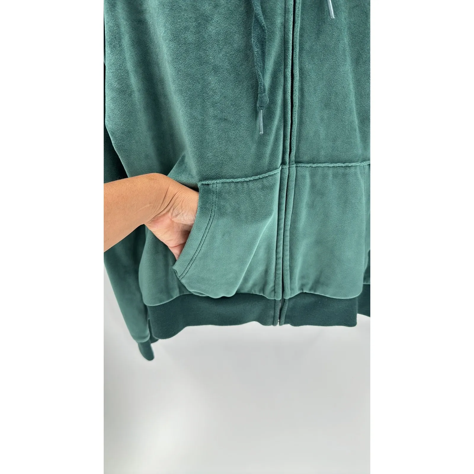 Pink Victoria’s Secret Y2K green velvet full zip hoodie size M casual athleisure - Image 5