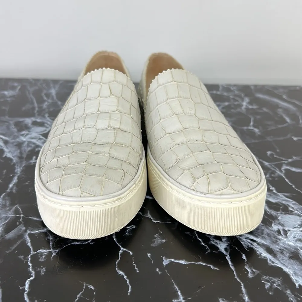 STUART WEITZMAN Light Gray Leather Croc Embossed Casual Shoe - Image 2