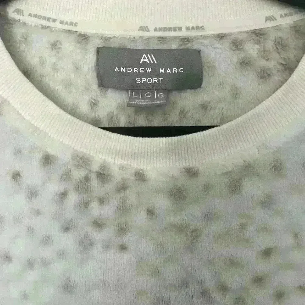 Andrew Marc Sport Novelty Spotted Faux Fur Crew Neck Sweatshirt Size Large - Image 4