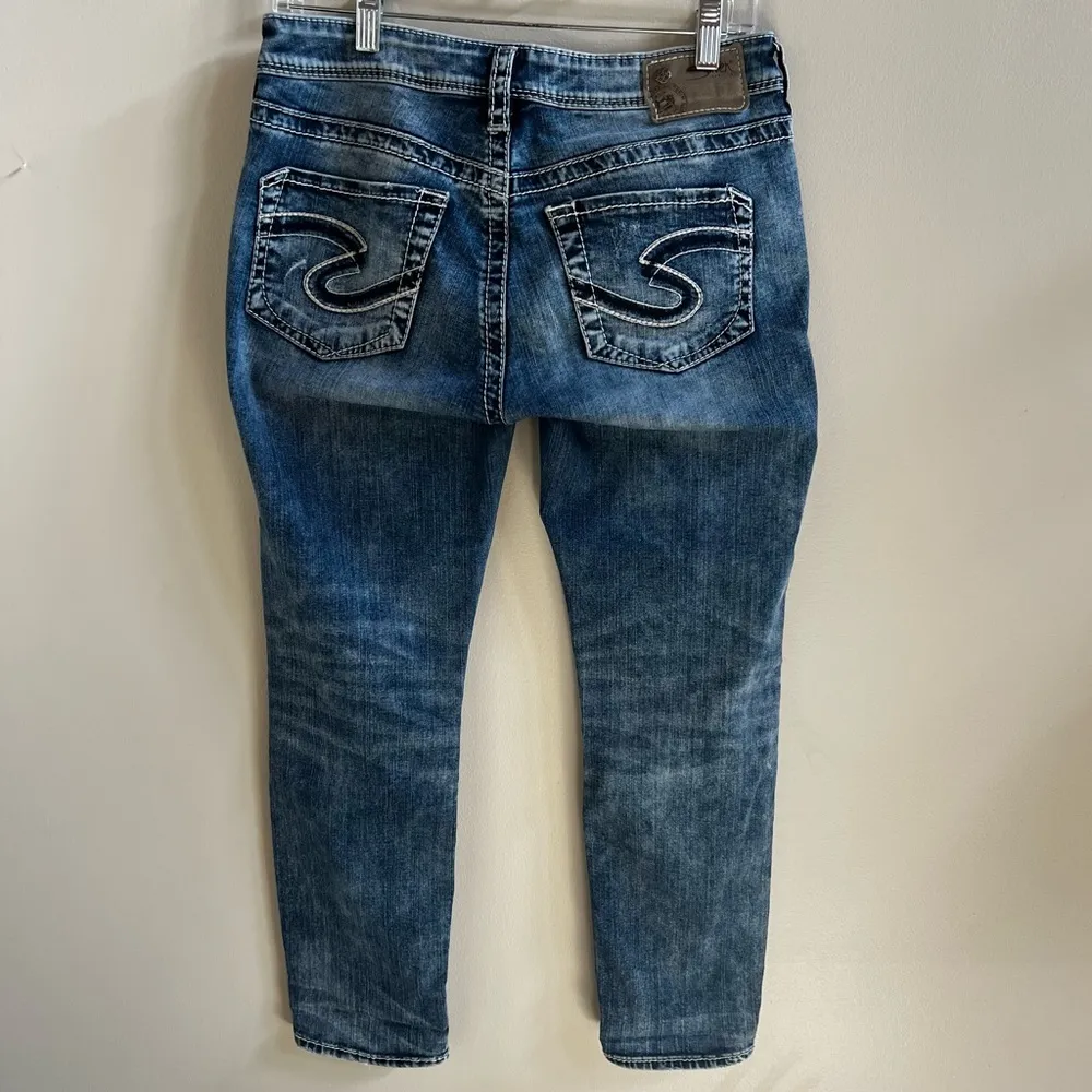 Silver Jeans Women's Mid-Rise Distressed Boyfriend Jeans - Image 3