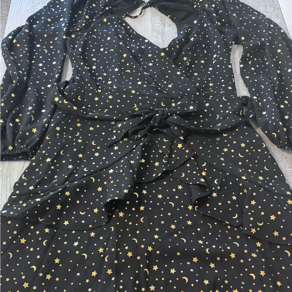 Black Dress with Gold Star Pattern - Image 14