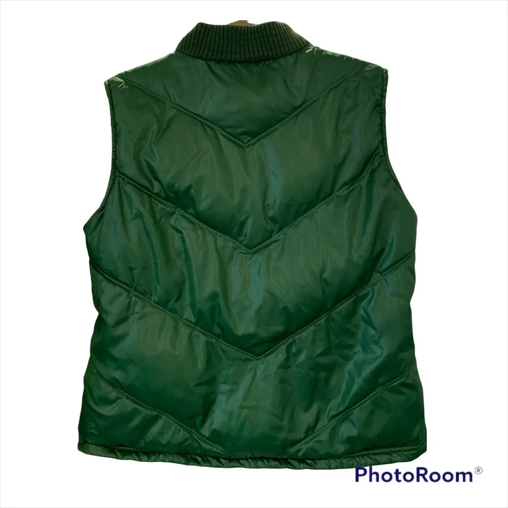 Unisex Vintage Green Vest with Speedy Gonzales Rides Sno - Image 2