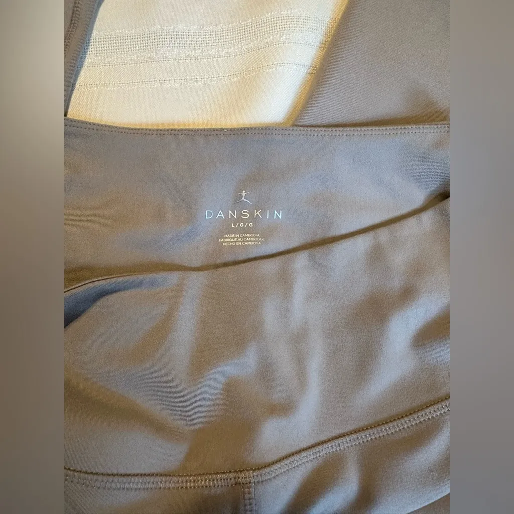 Danskin Taupe Leggings - Image 6