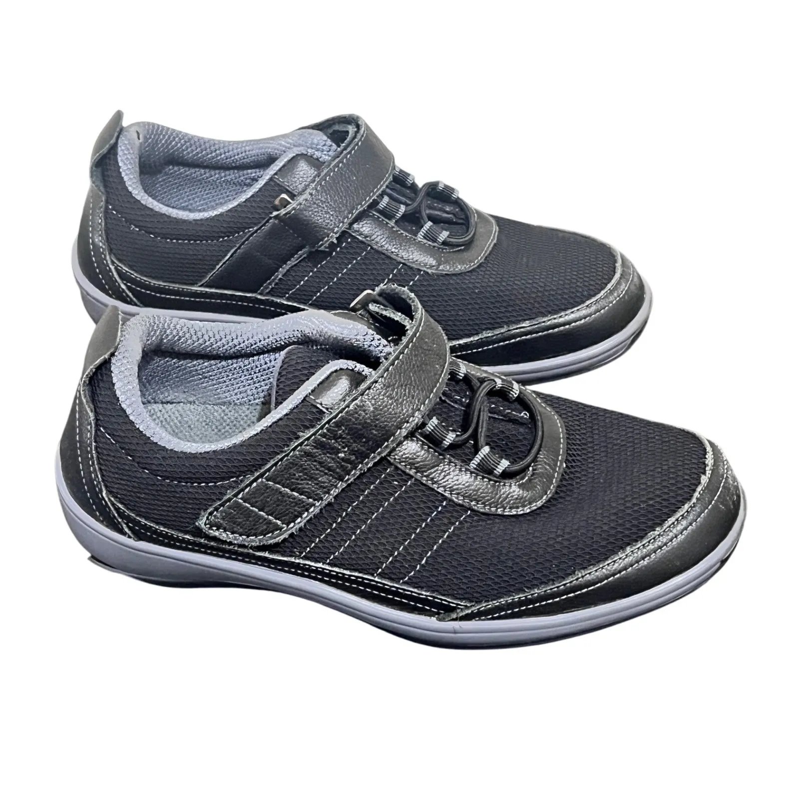 Orthofeet Women's Black Comfort Strap Sneakers Shoes Size 7.5 Medium Casual - Image 1