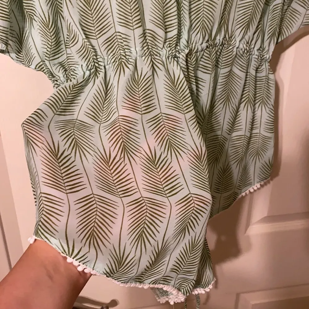 Francesca’s tropical leaf pom sheer swim romper, size medium - Image 13