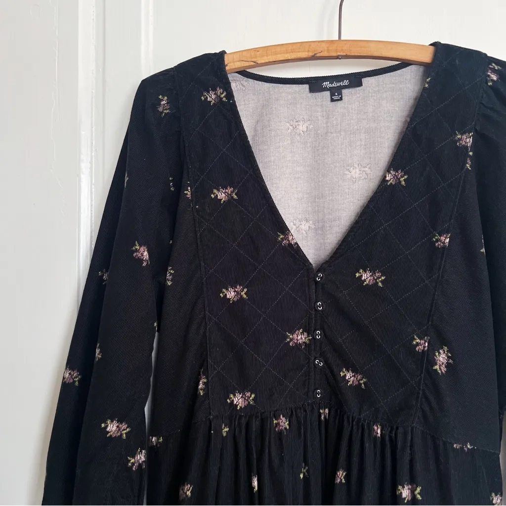 Madewell • Corduroy Quilted-Bib Mini Dress in Blurred Ikat babydoll black floral - Image 5