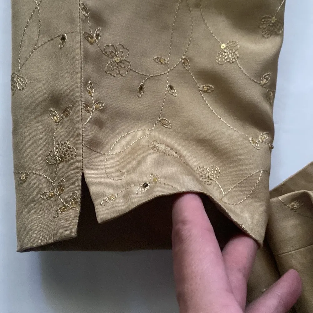 Vintage Dana Buchman women’s floral embroidered beaded silk wool pants, size 4 - Image 11