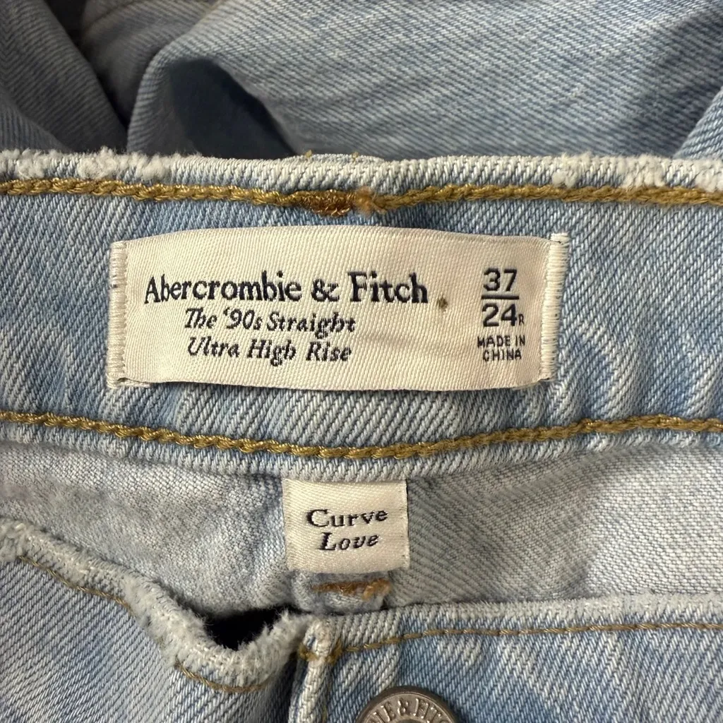 Abercrombie & Fitch Ultra High Rise 90s Straight Jeans - Size 24 - Image 6