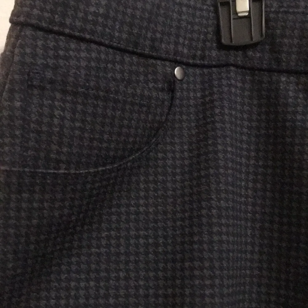 Susan Graver Cotton Spandex Capri Leggings 2XP - Image 6