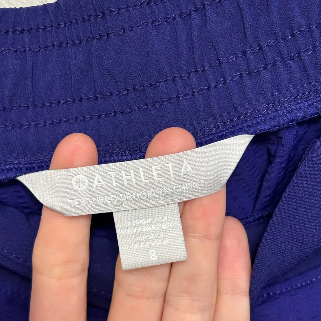 Athleta Textured Brooklyn Short in Dark Purple - Size 8 - Image 5