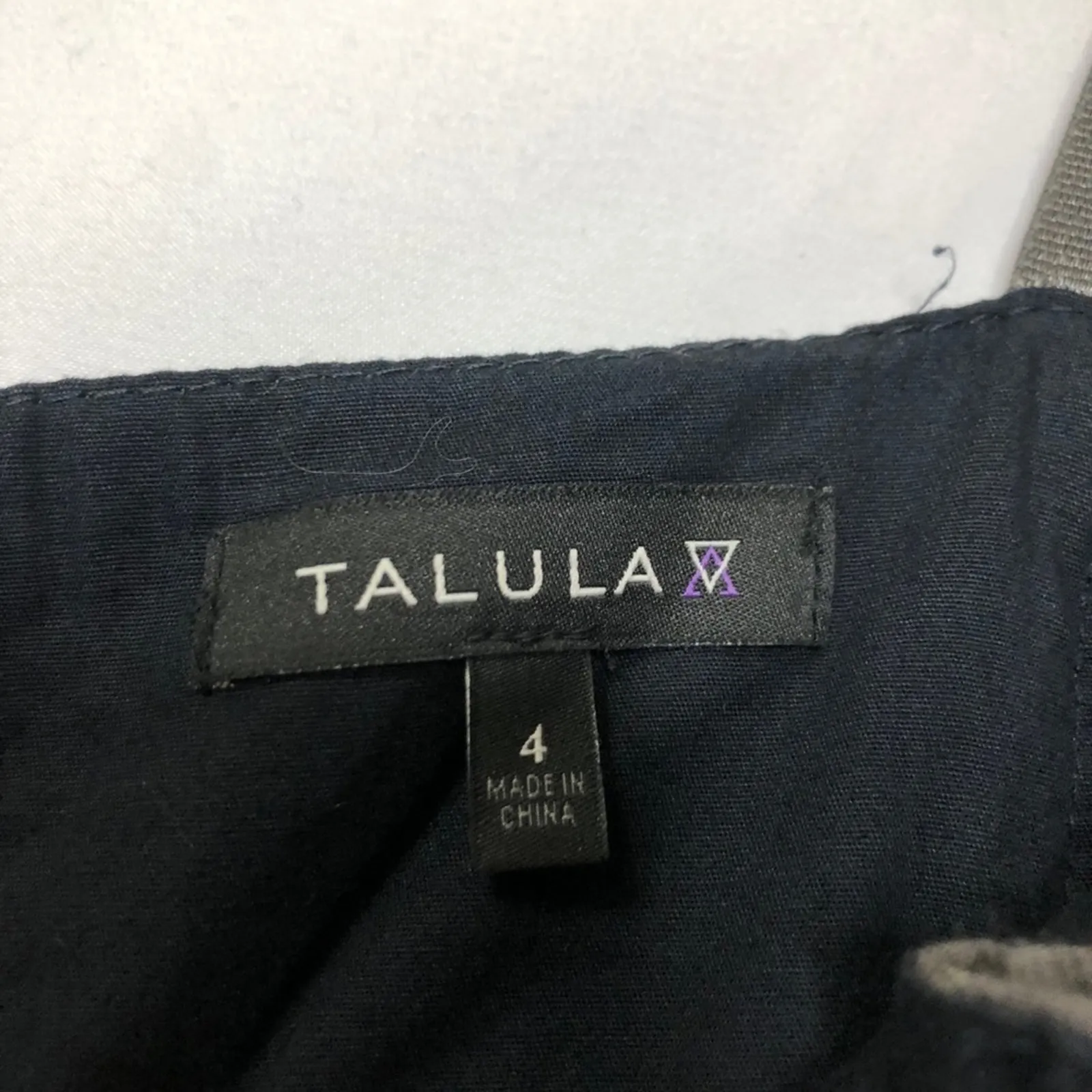 Aritzia Talula Dark Grey Lace Bodycon Mini Dress Womens 4 Sleeveless Baddie - Image 4