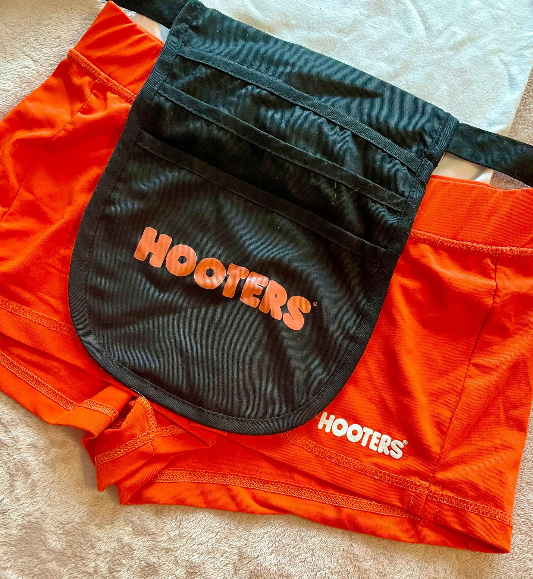 Hooters Uniform - Image 2