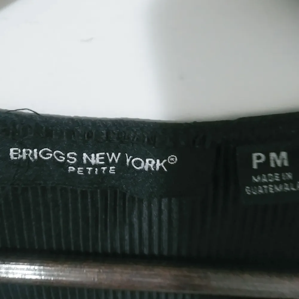 Briggs NY M Black Ribbed Shell Top Petite - Image 6