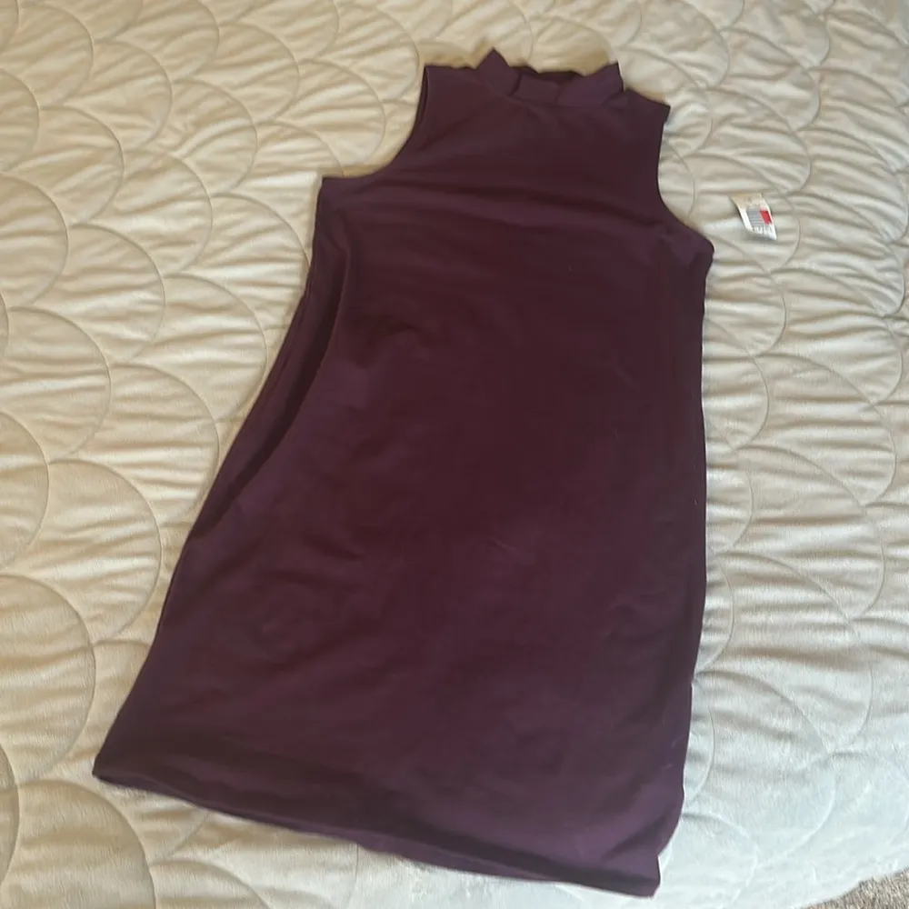 Torrid  Mini Foxy Mock Neck Bodycon Dress - Size 1X - NWT - Image 2