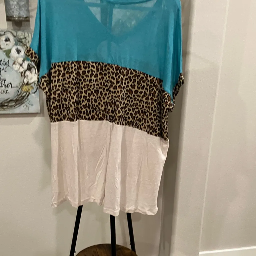 Umgee Teal Leopard Cream Color Block Top oversized - Image 6
