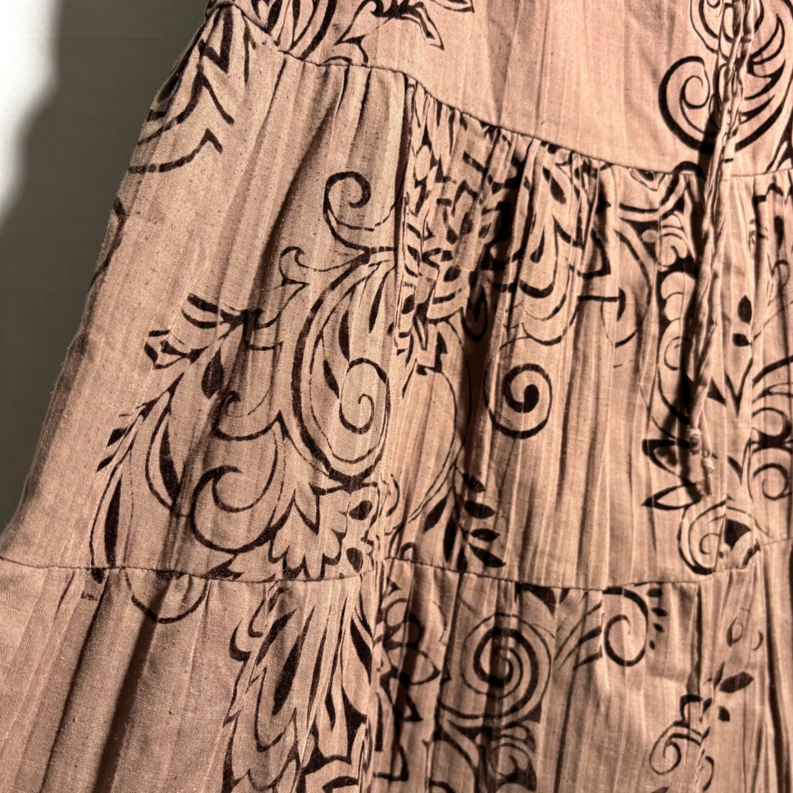 JKLA Tiered Boho Floral Print Midi Skirt Womens M Fairy Grunge Velvet Swirl SEE Brown Size M - Image 4