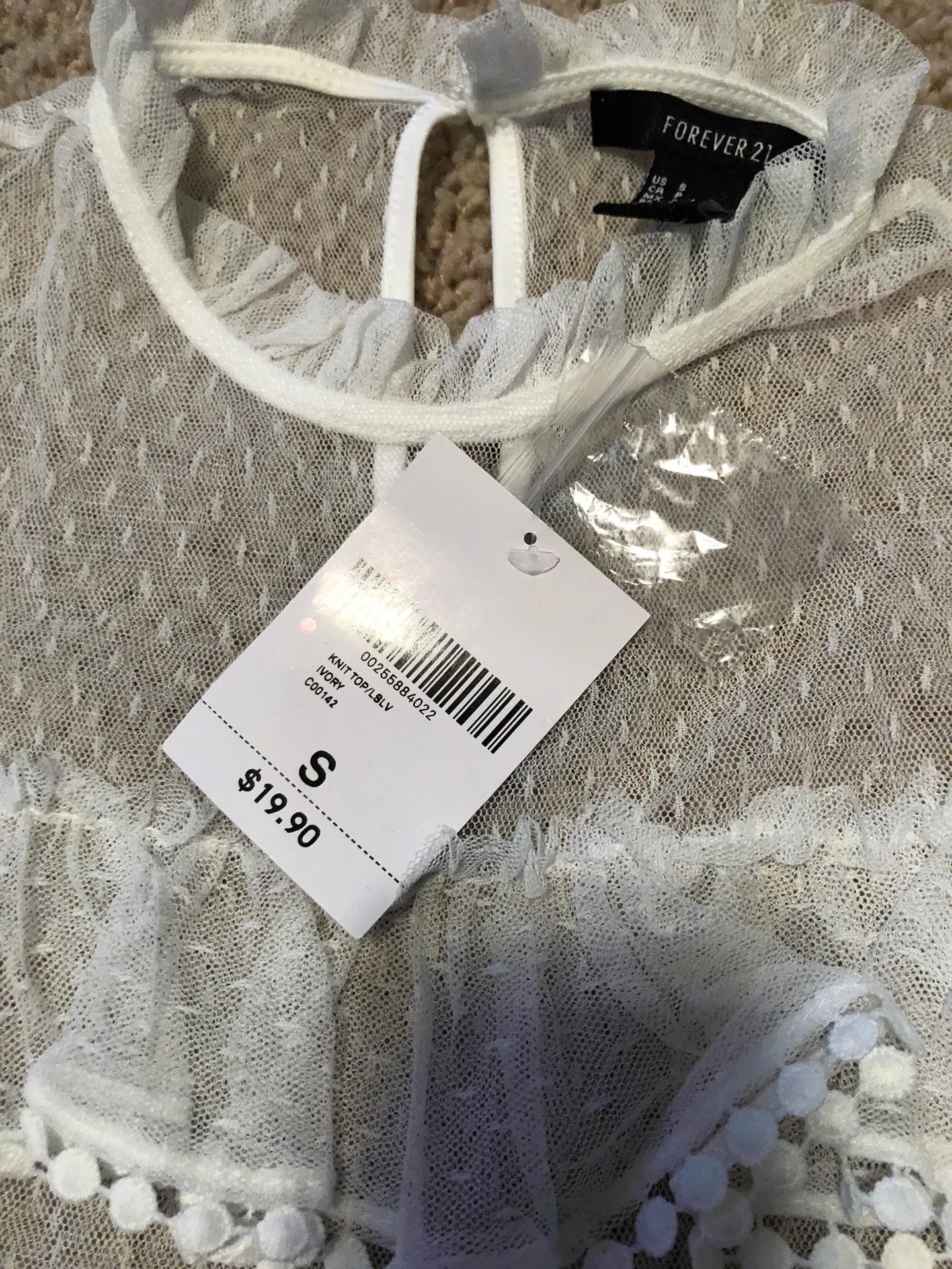 White mesh long sleeve ruffle top never worn - Image 5