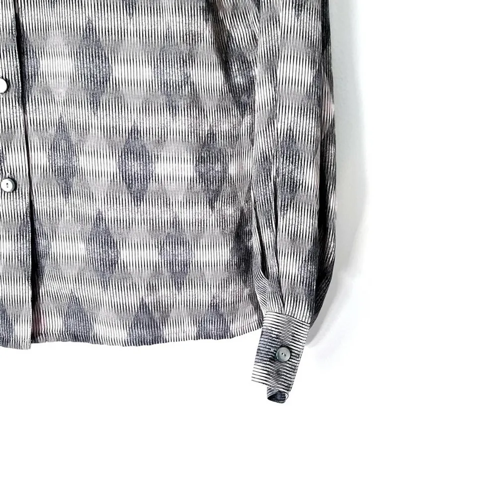 Vintage Carlisle 100% silk geometric print button down blouse size 6 - Image 8