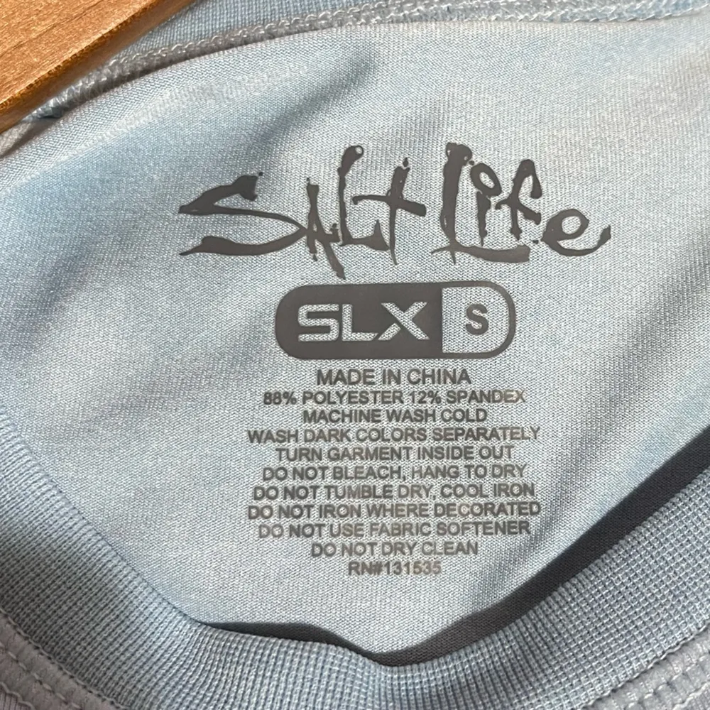 Women’s Salt Life “Salty State of Mind” Marlin floral long sleeve top Sm… - Image 4