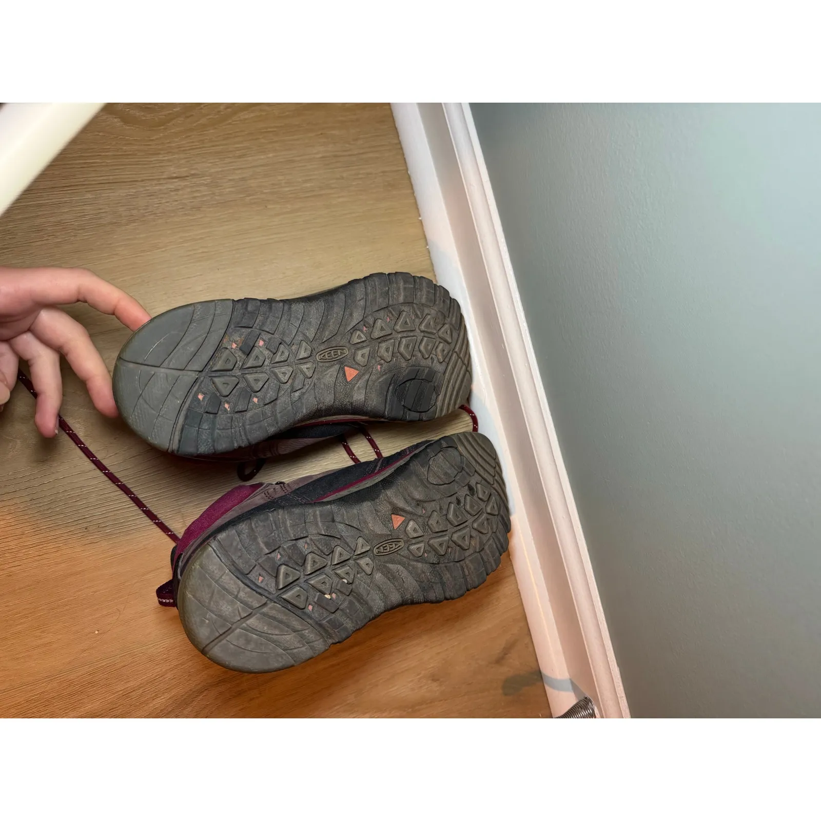 Keen Hiking Boots - Image 6