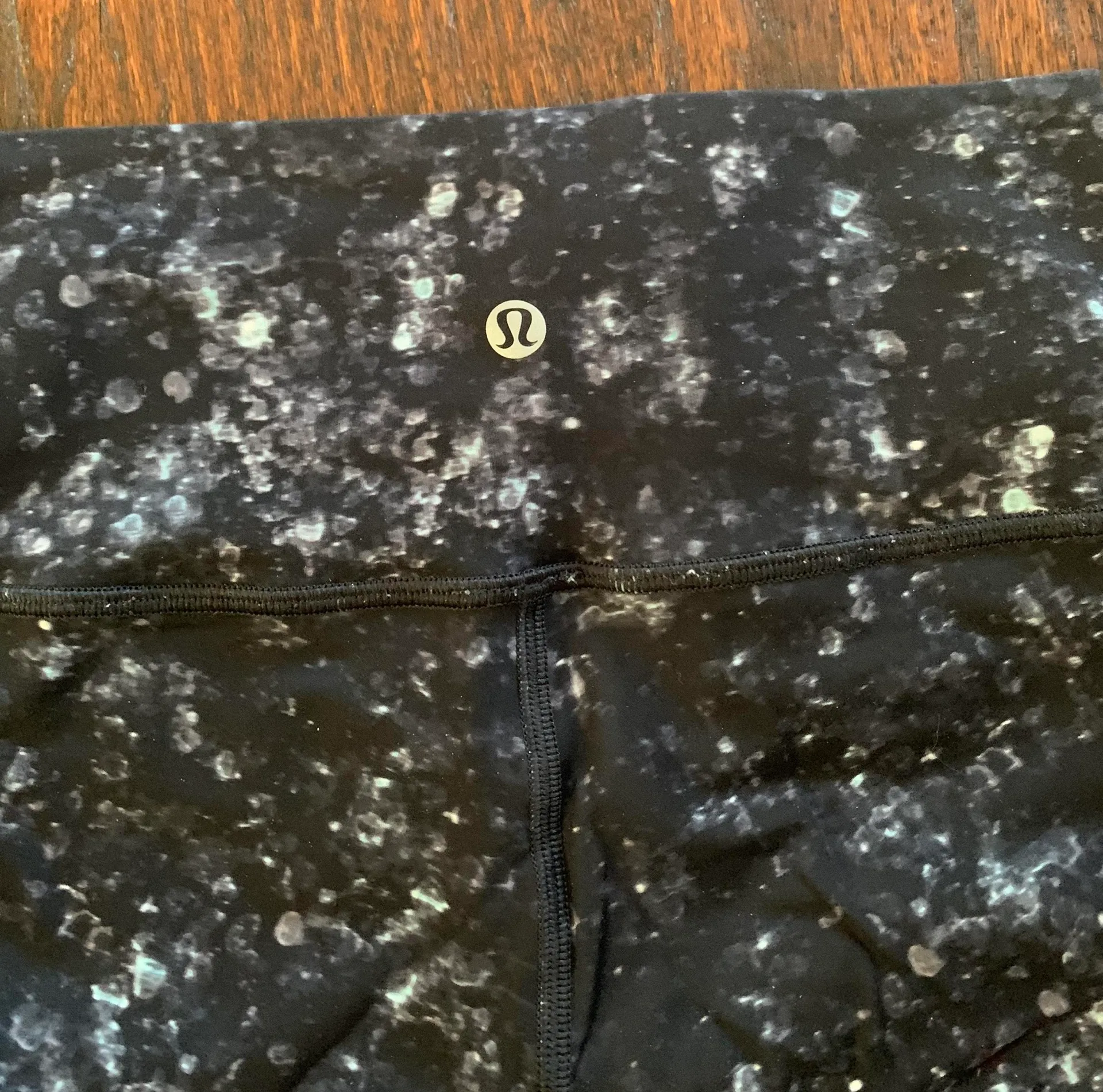 Lululemon Leggings Size 6 - Image 4