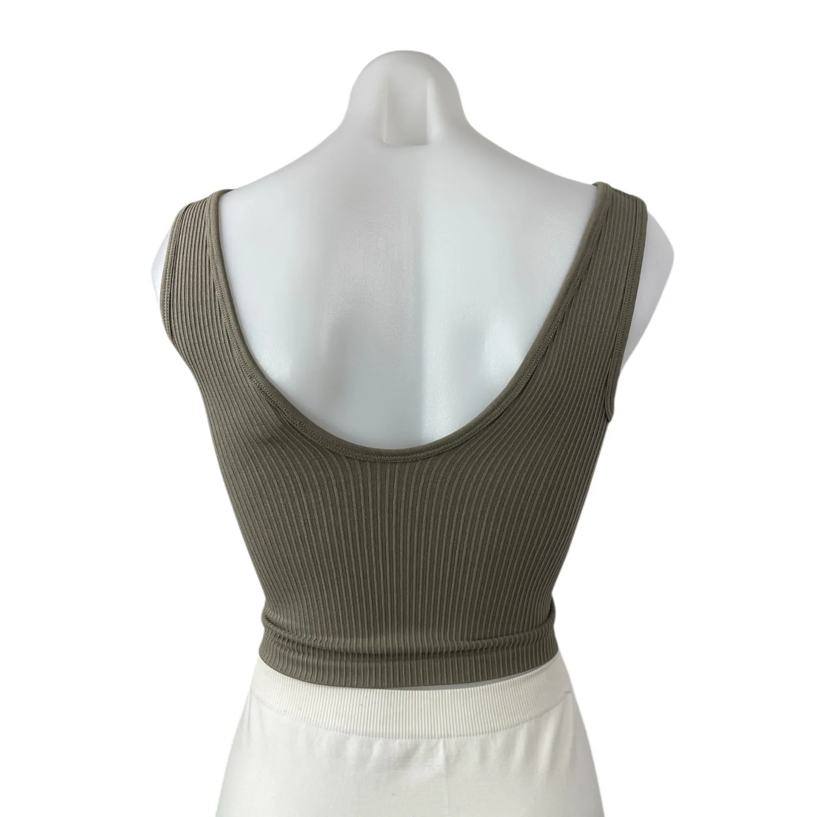 Gymshark Olive Green Ribbed Knit Sleeveless Yoga Athletic Sports Bra Crop Top S - Image 2